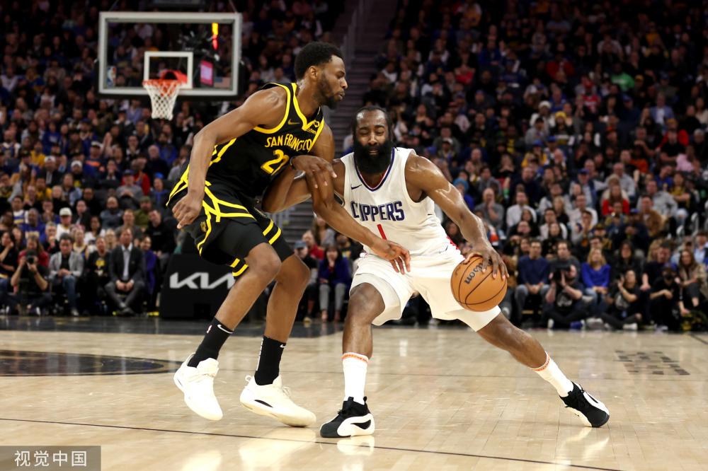 平台上数百 平台上数百