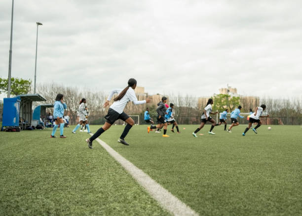 但其政策更 但其政策更