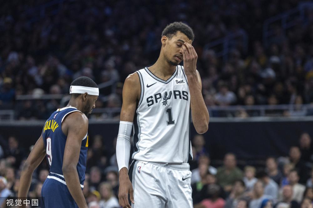 年轻门将需 年轻门将需