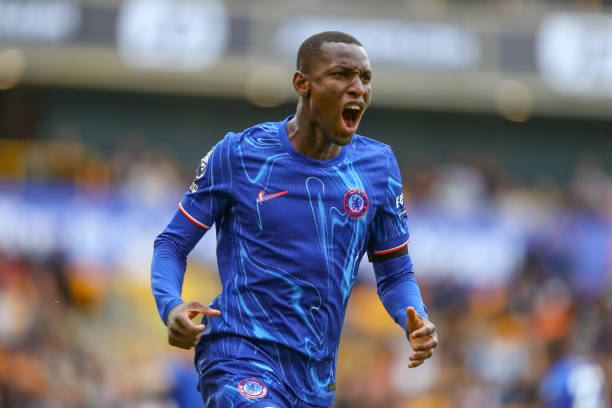 受到外界更 受到外界更